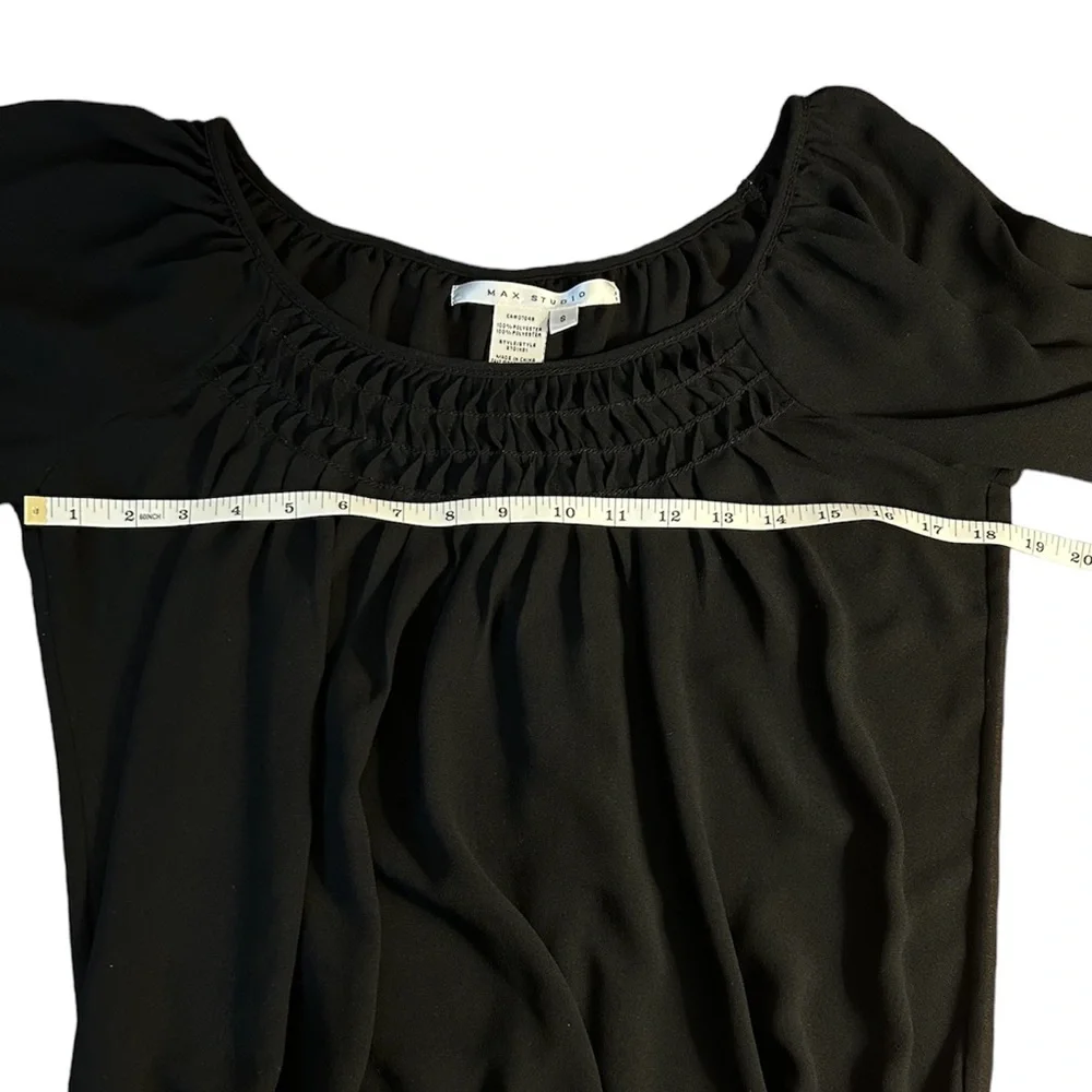 •EUC• Black Flowy Transluscent Blouse with 3/4 Sleeves (Size Small - Medium) - Picture 8 of 12